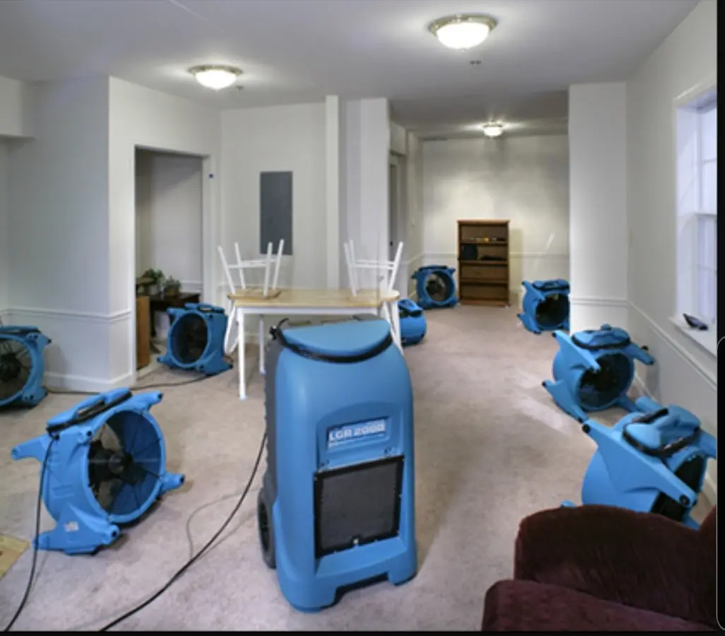 Air movers and dehumidifier setup for Water Extraction & Removal in Hillsborough
